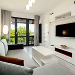 Triventi Mountain Residence, Sun & Snow 아파트 카르파츠
